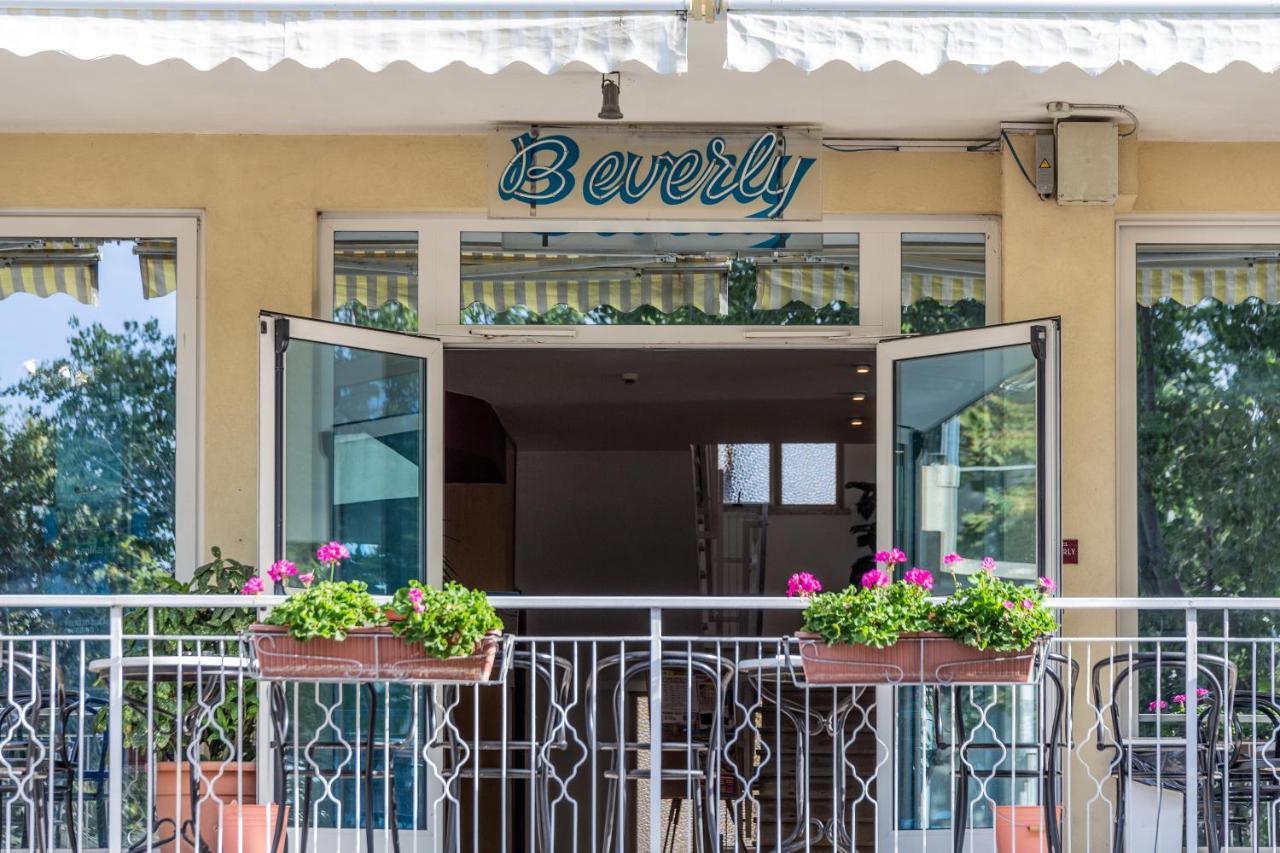 רימיני Hotel Beverly מראה חיצוני תמונה